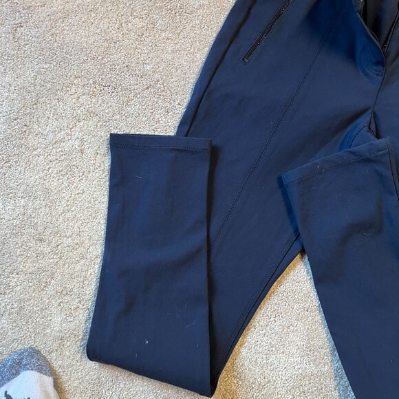 Theory Navy Skinny Pants (Jean-Like Feel) (Size 10 - runs small) (like new) - Picture 9 of 11